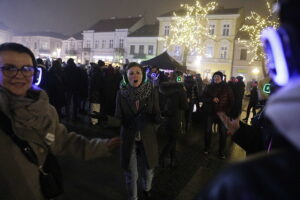 Silent Disco na Rynku zgromadziło prawdziwe tłumy - Radio Kielce