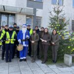 06.12.2024. Końskie. Odblaskowa choinka / Fot. Magdalena Galas-Klusek - Radio Kielce