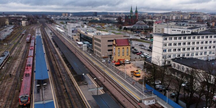 PKP inwestuje miliony w rozwój i bieżące utrzymanie kolei w regionie