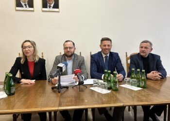 04.12.2024. Kielce. Konferencja prasowa na temat obrad sesji rady miasta / Fot. Marcin Marszałek - Radio Kielce