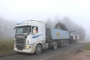 Remont drogi powiatowej w Bolminie / źródło: checiny.pl