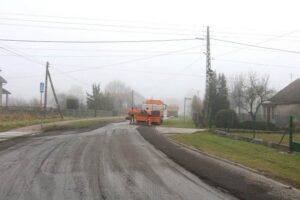 Remont drogi powiatowej w Bolminie / źródło: checiny.pl