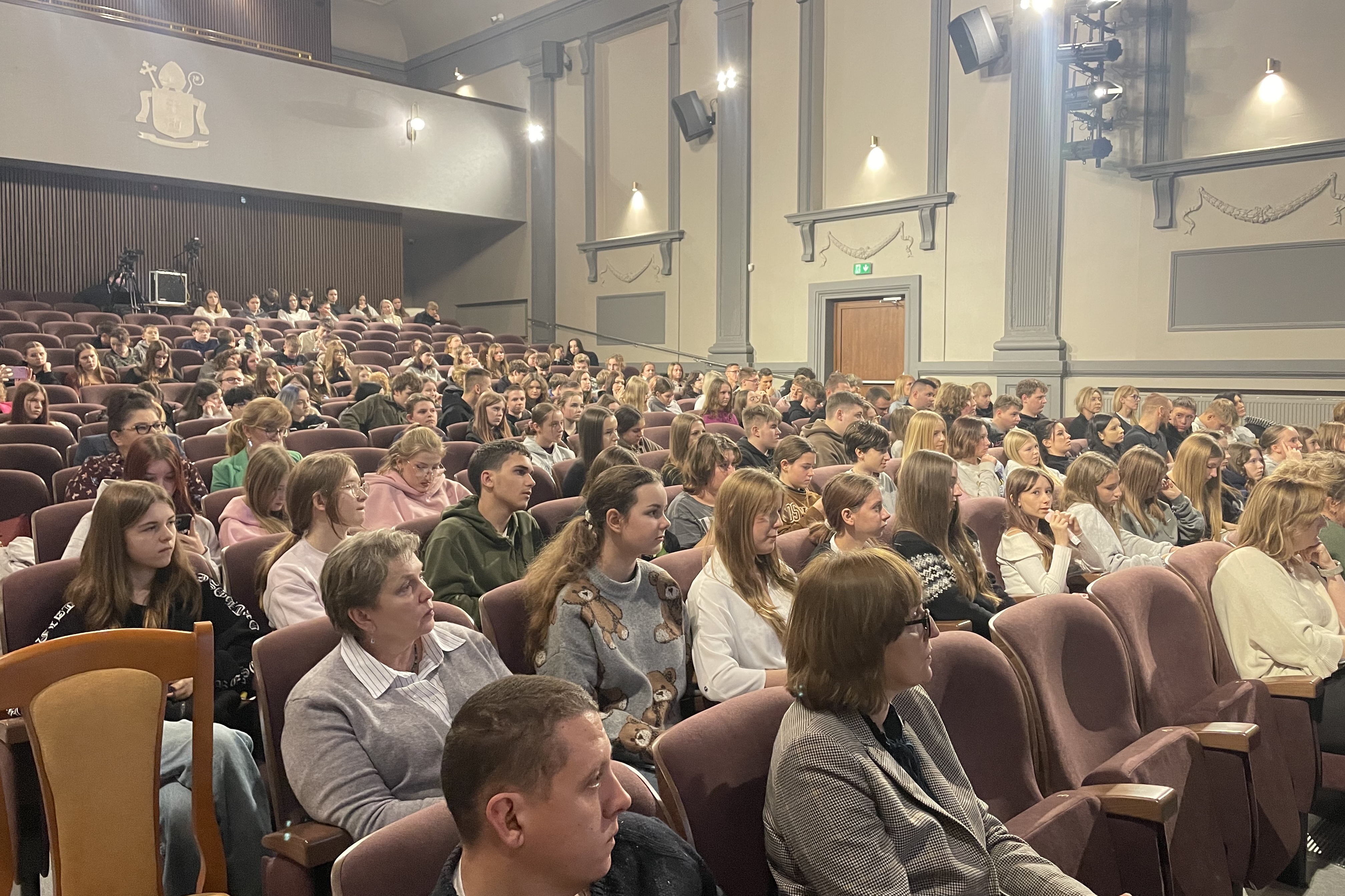 Jak pomóc młodym osobom w kryzysie psychicznym?