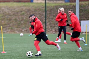 03.01.2025. Nowiny. Trening piłkarzy Korony Kielce. / Fot. Piotr Polak - PAP