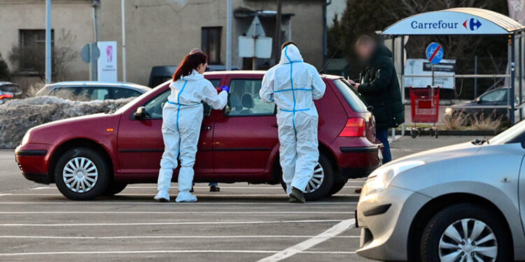 Policja ujęła nożownika, który zranił cztery osoby w Olkuszu