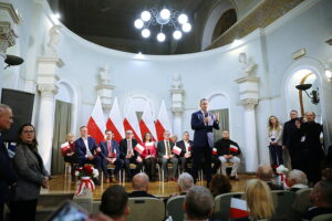 12.01.2025. Busko Zdrój. Spotkanie Karola Nawrockiego z mieszkańcami / Fot. Wiktor Taszłow - Radio Kielce