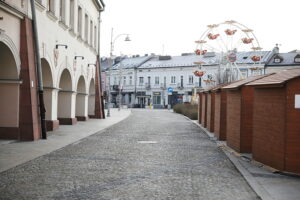 01.01.2025 Kielce. Rynek po zabawie sylwestrowej / Fot. Wiktor Taszłow - Radio Kielce