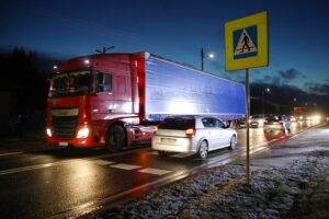 08.01.2025 Parszów. Droga krajowa nr 42 . Program Interwencja / Fot. Wiktor Taszłow - Radio Kielce