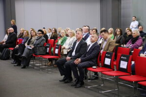 09.01.2025. Kielce. Targi Kielce. Konferencja „Bądź bezpieczny z AI!” / Fot. Wiktor Taszłow – Radio Kielce