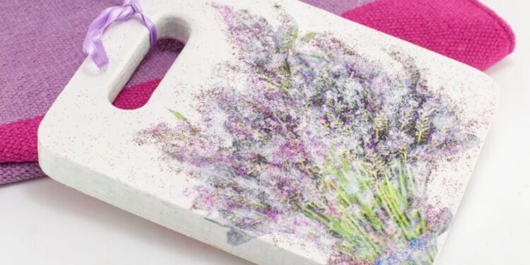 Decoupage, quilling czy sutasz – na wsi moda na rękodzieło - Radio Kielce