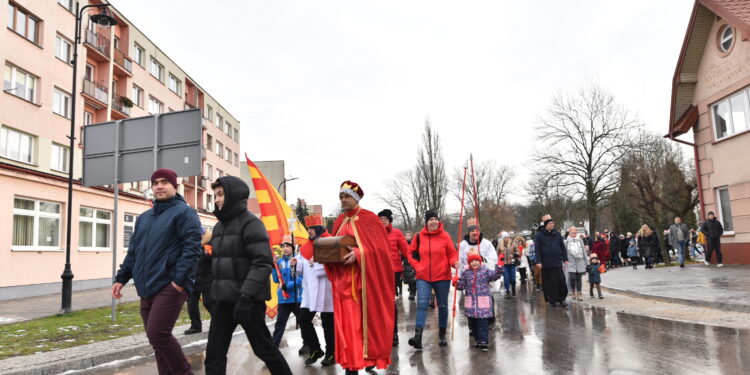 06.01.2025 Końskie. Orszak Trzech Króli / Fot. Magdalena Galas-Klusek – Radio Kielce