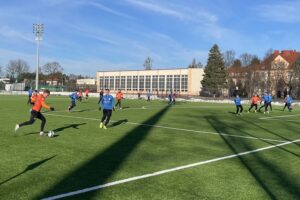 18.01.2025. Ostrowiec Św. Sparing KSZO 1929 - Stal Kraśnik / Fot. Kamil Król - Radio Kielce