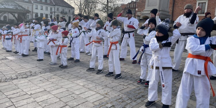 Karate na starówce - noworoczny trening z 30-letnią tradycją