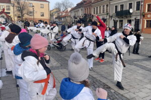 01.01.2025. Sandomierz. Noworoczny trening karate. / Fot. / Grażyna Szlęzak - Radio Kielce