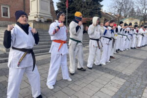 01.01.2025. Sandomierz. Noworoczny trening karate. / Fot. / Grażyna Szlęzak - Radio Kielce