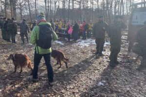 25.01.2025. Marsz Szlakiem Powstańców Styczniowych z Wiązownicy Kolonii do Rytwian / Fot. Grażyna Szlęzak - Radio Kielce