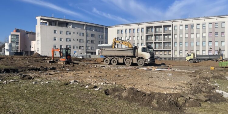 27.01.2025. Kielce. Wojewódzki Szpital Zespolony. Budowa zintegrowanego bloku operacyjnego / Fot. Jarosław Kubalski - Radio Kielce