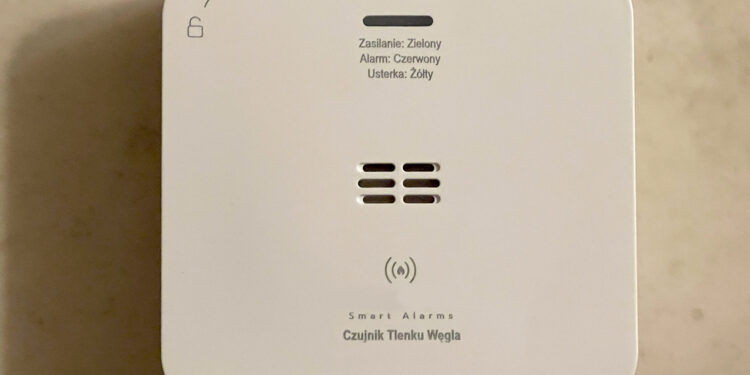 W upalne dni rośnie zagrożenie czadem