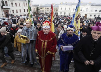 Kielce. Orszak Trzech Króli / Fot. Jarosław Kubalski - Radio Kielce