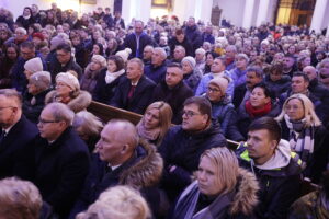 Święty Krzyż. Koncert charytatywny - Radio Kielce