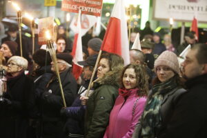 Hołd powstańcom styczniowym na kieleckim Białogonie - Radio Kielce