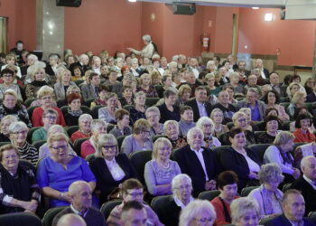 26.01.2025 Kielce. WDK. Powiatowy Dzień Babci i Dziadka / Fot. Jarosław Kubalski - Radio Kielce