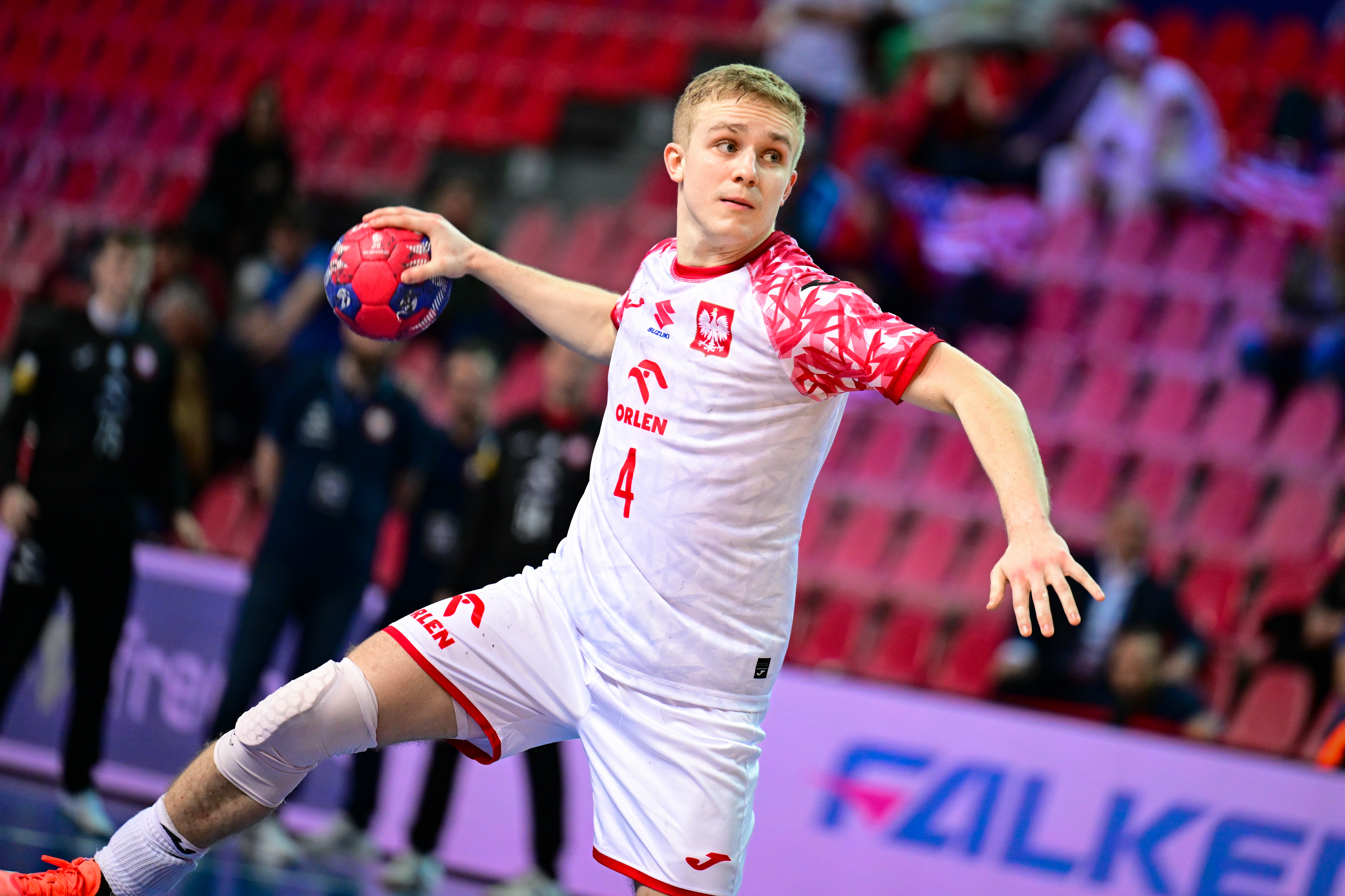 Rozgrywajacy reprezentacji Polski wreszcie zagra w Industrii Kielce