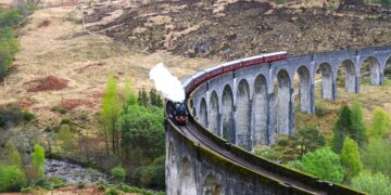 Szkocja. Wiadukt Glenfinnan. Hogwart Express / Fot. Anna Adamska-Wełnicka i Marcin Wełnicki