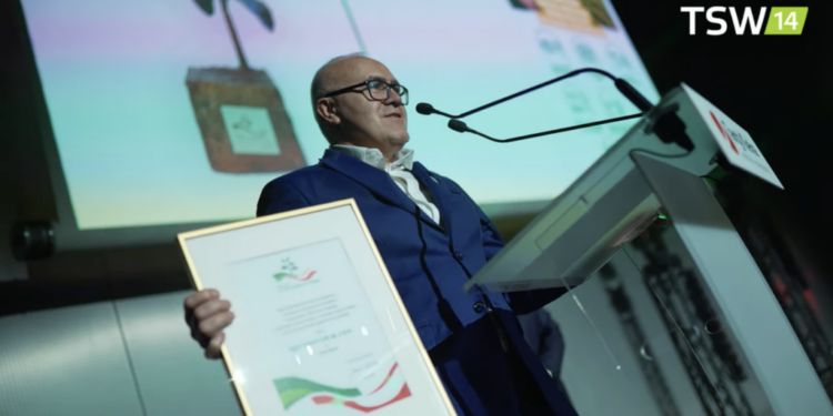 Nagrody imienia profesora Szczepana A. Pieniążka za innowacje w ogrodnictwie - Radio Kielce