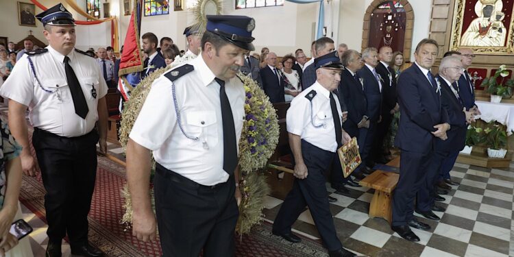 28.08.2022. Górno. Dożynki powiatu kieleckiego i gminy Górno. / Fot. Jarosław Kubalski - Radio Kielce.