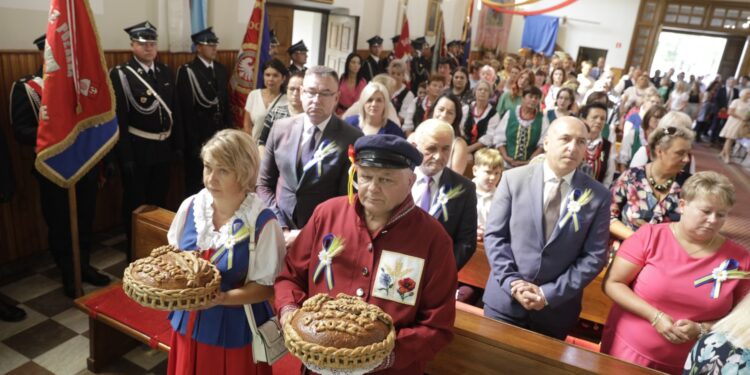 28.08.2022. Górno. Dożynki powiatu kieleckiego i gminy Górno. / Fot. Jarosław Kubalski - Radio Kielce.