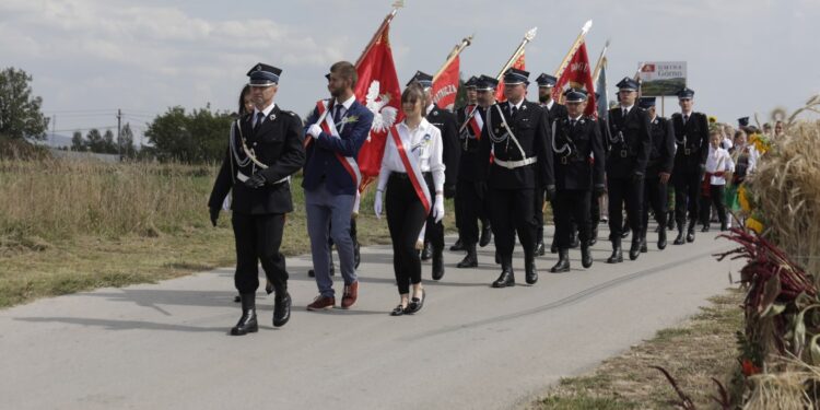 28.08.2022. Górno. Dożynki powiatu kieleckiego i gminy Górno. / Fot. Jarosław Kubalski - Radio Kielce.