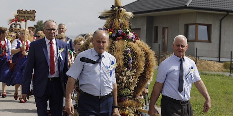 28.08.2022. Górno. Dożynki powiatu kieleckiego i gminy Górno. / Fot. Jarosław Kubalski - Radio Kielce.