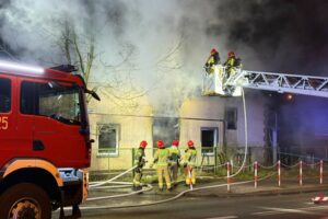 08.02.2025. Ostrowiec Świętokrzyski. Ul. Kamienna. Pożar / Fot. straż pożarna