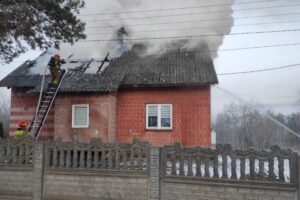 18.02.2025. Dacharzów. Pożar / źródło: straż pożarna