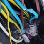 22.02.2025. Końskie. Park Miejski im. Małachowskich w Końskich. Zniszczona lampa / Fot. Elżbieta Drozd - Facebook