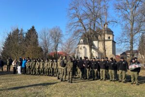 21.02.2025. VI Marsz Szlakiem Powstańców Styczniowych na trasie Staszów-Kurozwęki / Fot. Grażyna Szlęzak – Radio Kielce