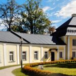 Stare fotografie na wystawie w Bibliotece Publicznej w Końskich / Fot. Magdalena Galas-Klusek - Radio Kielce