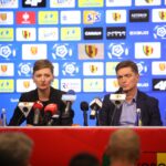 11.02.2025. Kielce. Konferencja prasowa w sprawie przedstawienia nowego inwestora Korony Kielce. Na zdjęciu (od lewej): Agata Wojda - prezydentka Kielc i Mariusz Siewierski / Fot. Wiktor Taszłow - Radio Kielce