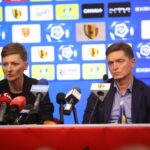 11.02.2025. Kielce. Konferencja prasowa w sprawie przedstawienia nowego inwestora Korony Kielce. Na zdjęciu (od lewej): Agata Wojda - prezydentka Kielc i Mariusz Siewierski / Fot. Wiktor Taszłow - Radio Kielce