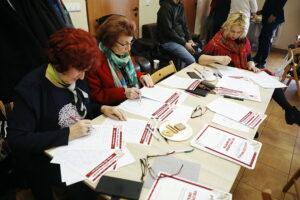 15.02.2025. Wilków. Dyktando gwarowe / Fot. Wiktor Taszłow - Radio Kielce