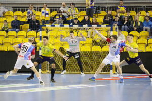 15.02.2025. Kielce. Mecz Industria Kielce - Corotop Gwardia Opole / Fot. Wiktor Taszłow - Radio Kielce