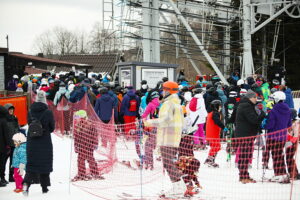 16.02.2025. Krajno. Stok narciarski / Fot. Wiktor Taszłow - Radio Kielce