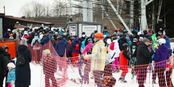 Ferie zimowe w regionie wyzwaniem. Przedsiębiorcy pełni obaw