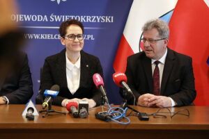 Jest praca dla młodych w służbie cywilnej - Radio Kielce