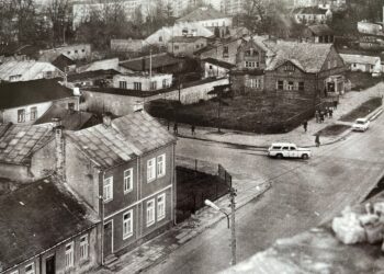 Stare fotografie na wystawie w Bibliotece Publicznej w Końskich / Fot. Magdalena Galas-Klusek - Radio Kielce