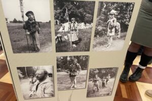 22.02.2025. Sandomierz. Ratusz. Wystawa „Harcerstwo Sandomierskie w czarno-białej fotografii w latach 1912-1992” / Fot. Grażyna Szlęzak - Radio Kielce