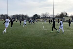 08.02.2025. Staszów. Sparing Czarni Połaniec - Naprzód Jędrzejów / Fot. Kamil Król - Radio Kielce