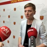 24.02.2025. Kielce. Spotkanie z przedstawicielami miasta w sprawie zakupu Korony Kielce. Na zdjęciu: Agata Wojda - prezydentka Kielc / Fot. Marcin Marszałek - Radio Kielce