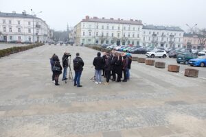 06.02.2025. Kielce. Konferencja PiS w sprawie przyszłości Placu Wolności. / Fot. Jarosław Kubalski - Radio Kielce